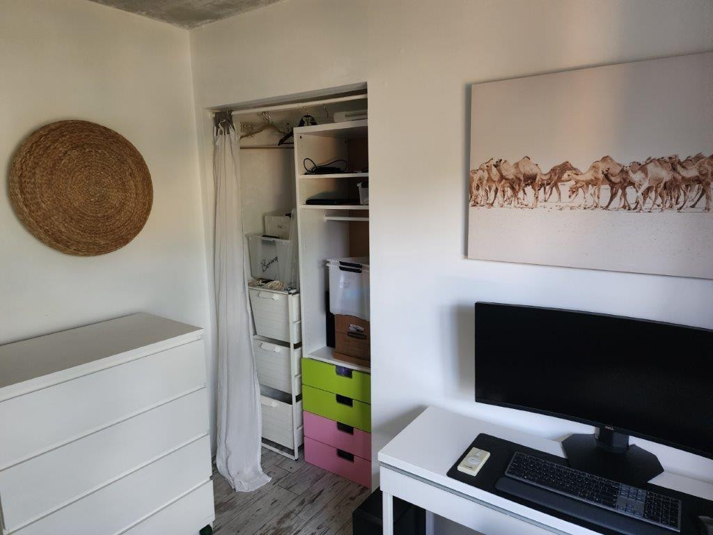 460 South Park Road, Unit 6209 Hollywood, FL 33021 - Photo 13 of 25 a bathroom with a sink a toilet and a bathtub