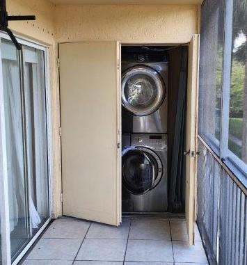 460 South Park Road, Unit 6209 Hollywood, FL 33021 - Photo 16 of 25 a view of washer and dryer in a utility room