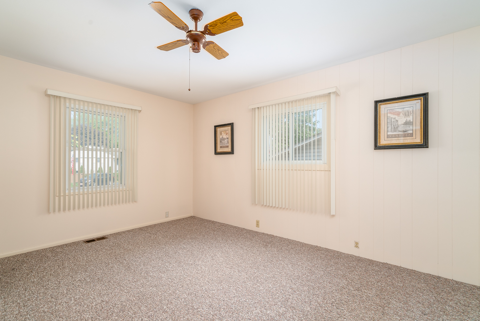 9 Ambassador Avenue Romeoville, IL 60446 - Photo 17 of 26 a view of an empty room with a window