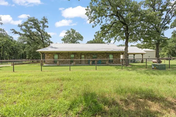 $655,000 | 1338 Farm To Market 67, Covington, TX 76636