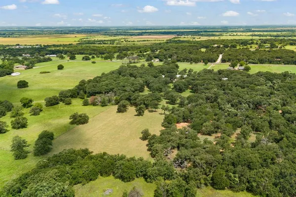 $655,000 | 1338 Farm To Market 67, Covington, TX 76636