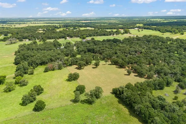 $655,000 | 1338 Farm To Market 67, Covington, TX 76636