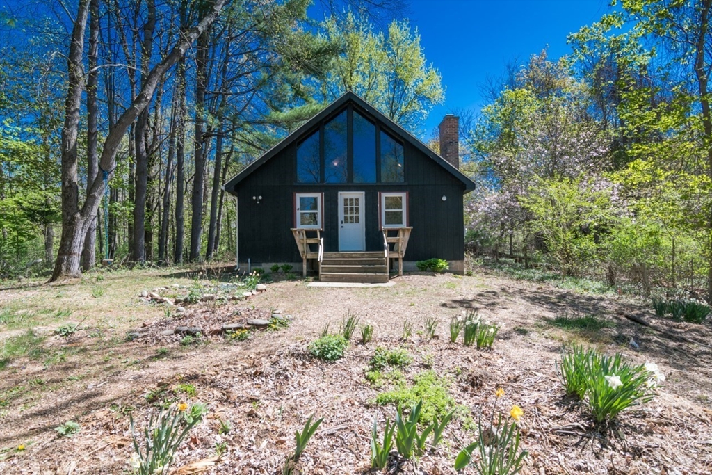 228 Florence Road Northampton, MA 01062 - Photo 1 of 35