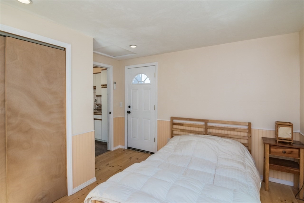 228 Florence Road Northampton, MA 01062 - Photo 16 of 35