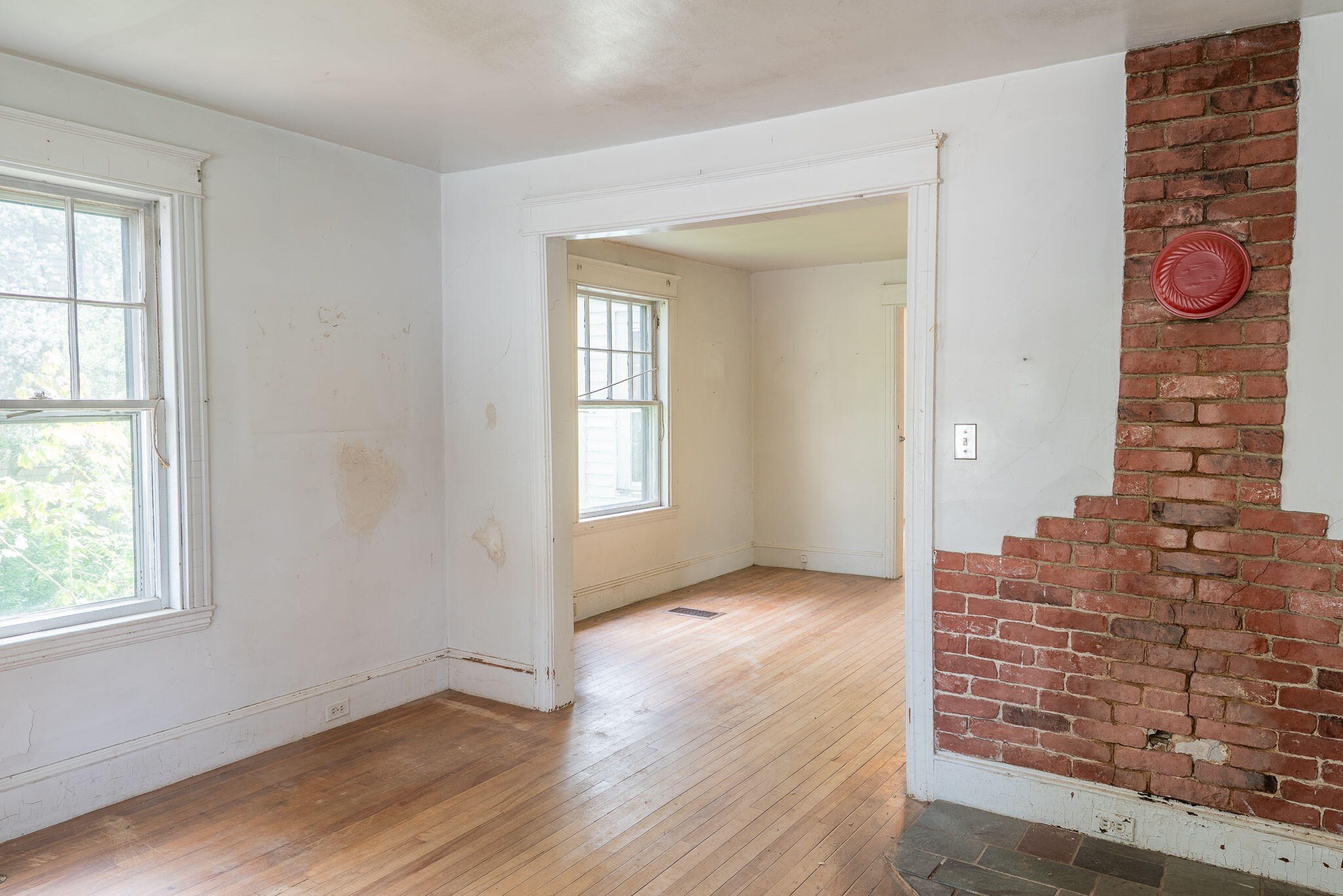 34 Romano Road South Portland, ME 04106 - Photo 6 of 29 4-web-or-mls-34 Romano Rd-2