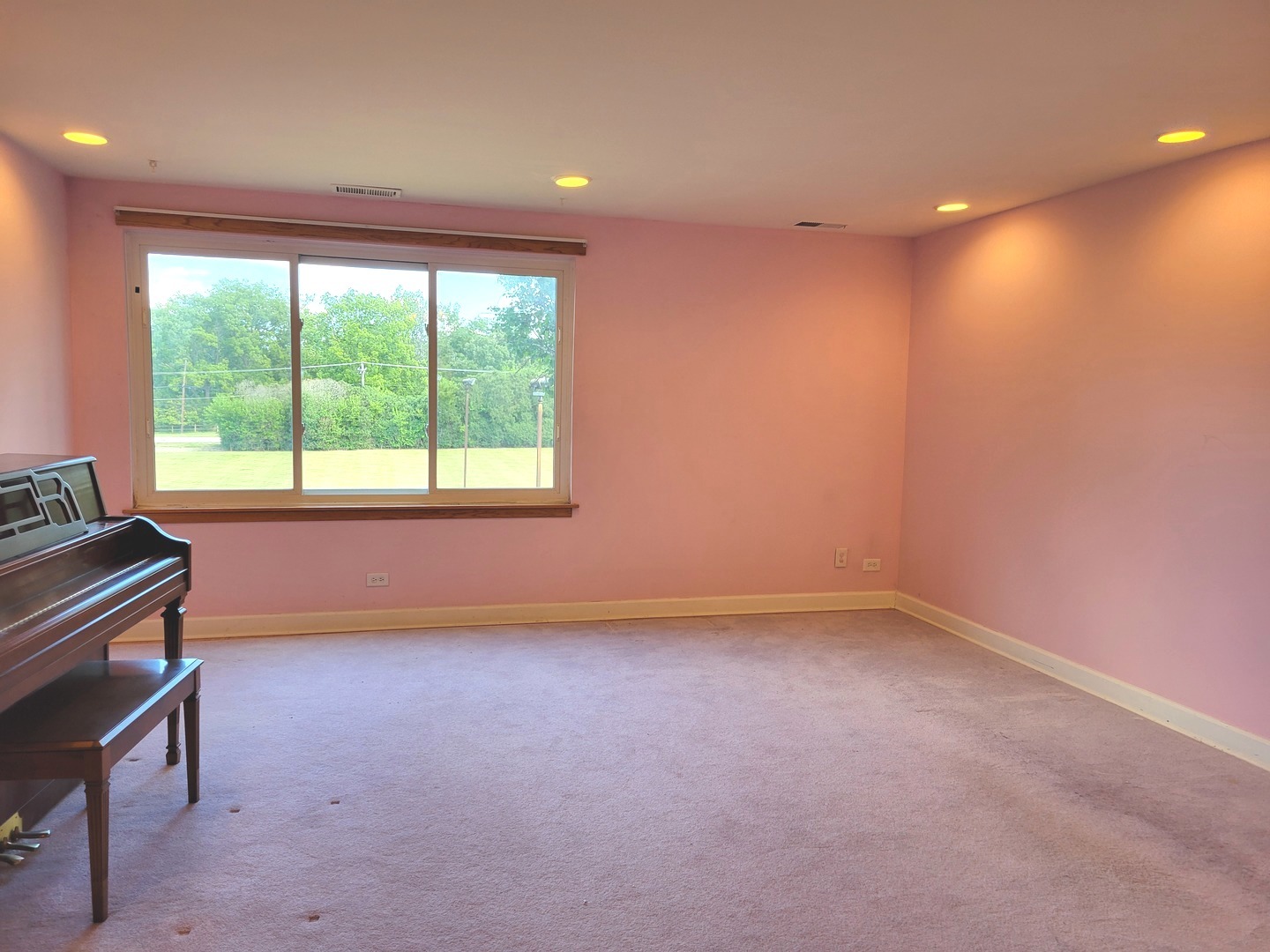 425 Walnut Creek Road, Unit 1407 Lisle, IL 60532 - Photo 4 of 21 Gallery Image 4
