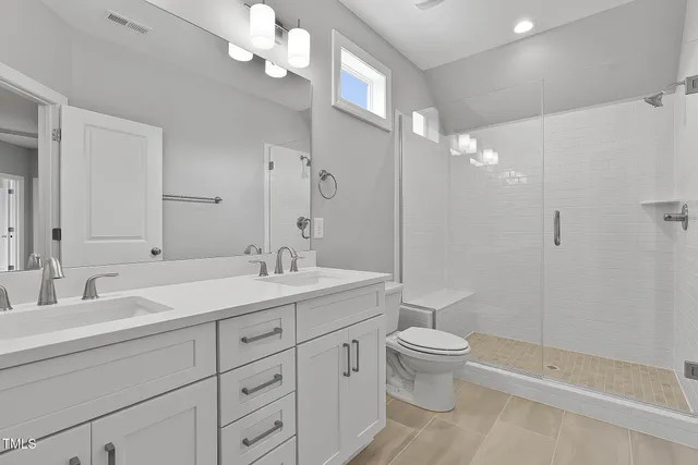 $750,000 | 3909 Cedar Knls Drive, Youngsville, NC 27596