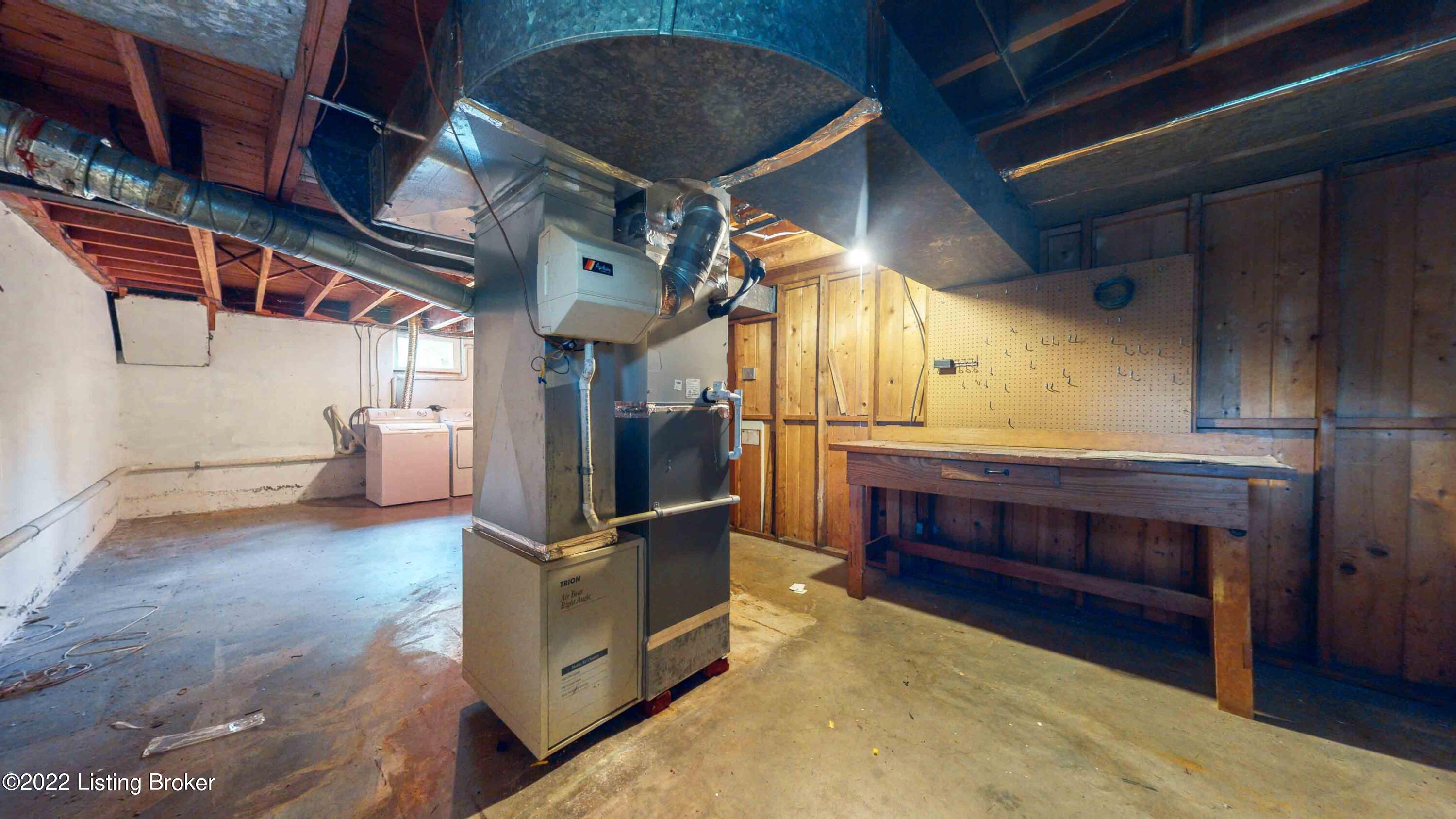700 Merrifield Road Louisville, KY 40207 - Photo 52 of 61 Workshop Area
