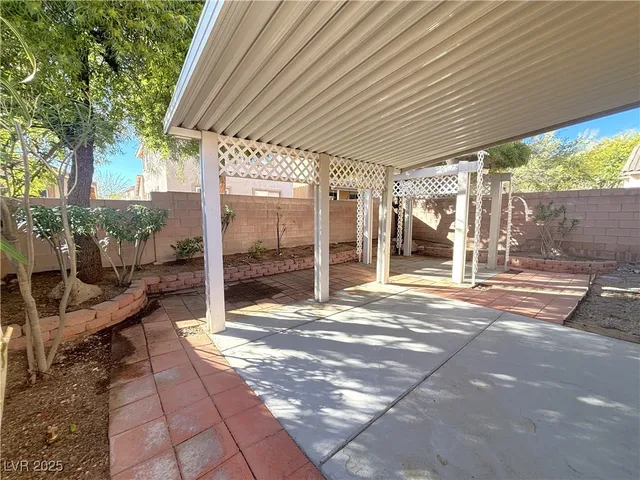 $2,100 | 10929 Sutter Hills Avenue, Las Vegas, NV 89144