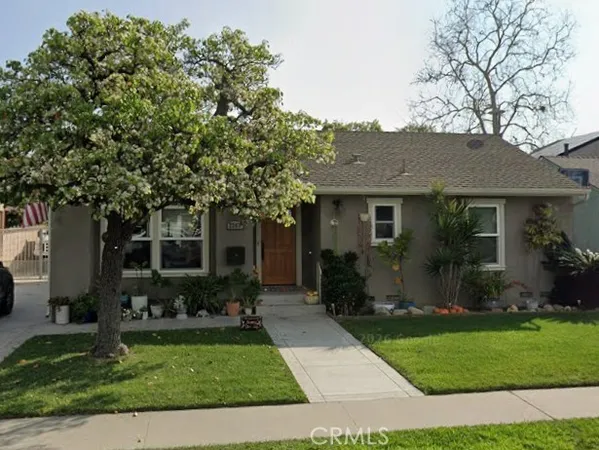 $1,299,000 | 2267-2267 Stearnlee Avenue, Long Beach, CA 90815
