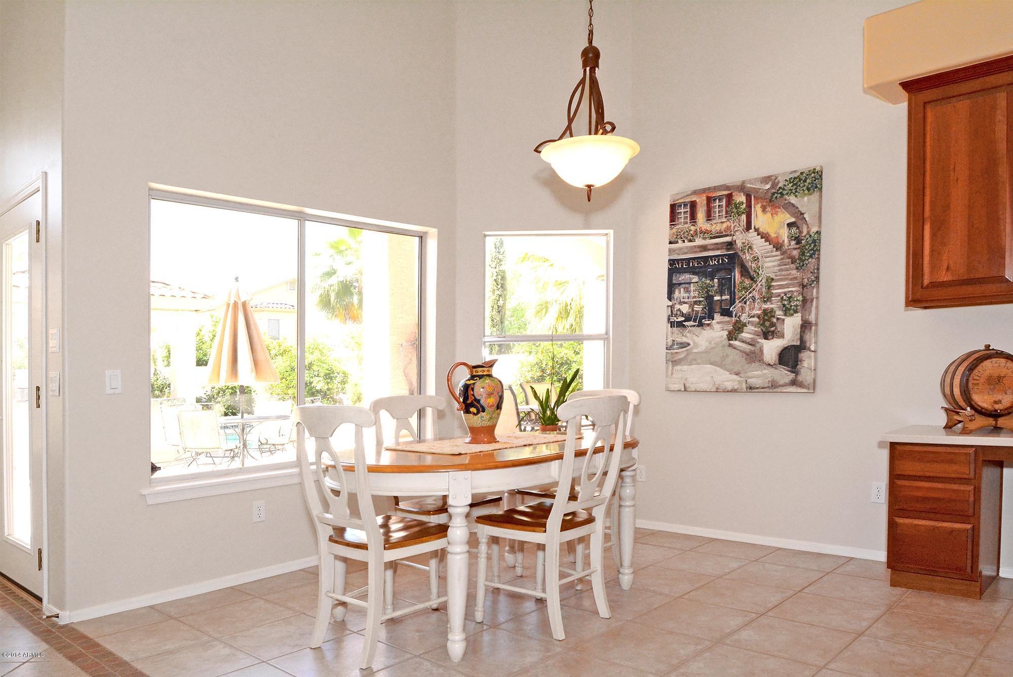 2073 East Victor Road Gilbert, AZ 85296 - Photo 14 of 42 Breakfast Nook-2464