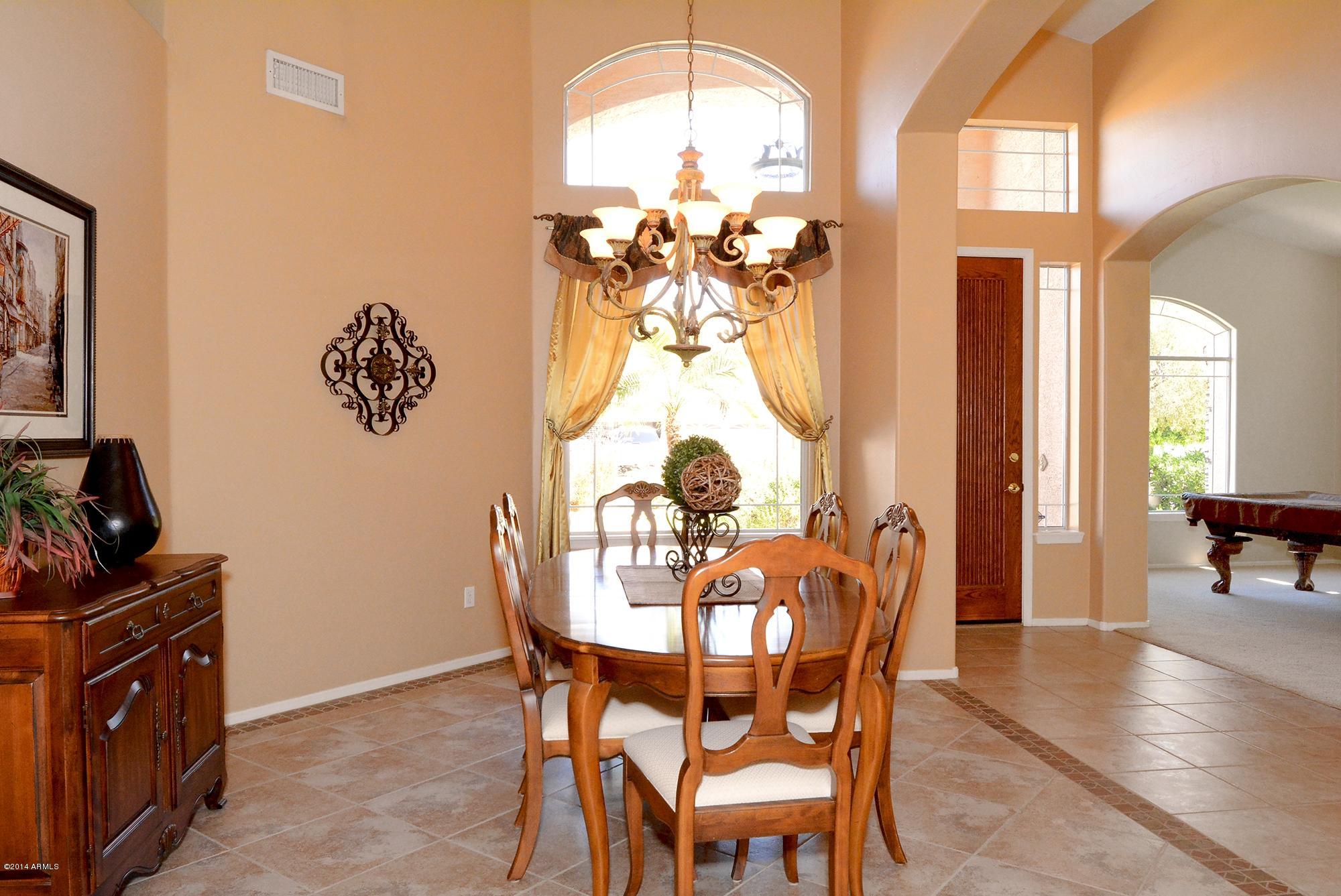 2073 East Victor Road Gilbert, AZ 85296 - Photo 17 of 42 Dining-Entry-2433
