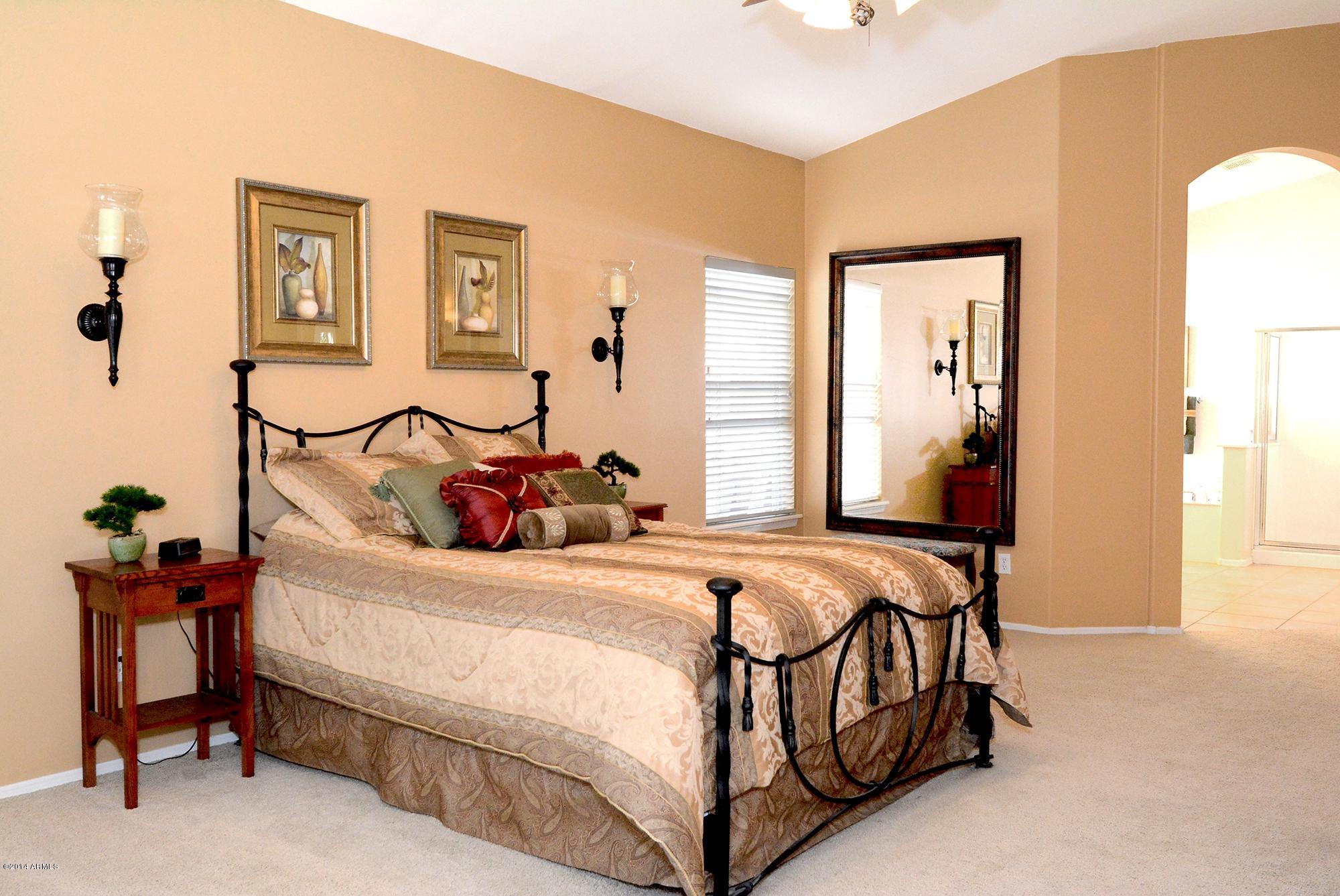 2073 East Victor Road Gilbert, AZ 85296 - Photo 20 of 42 MasterBedrm3-2418