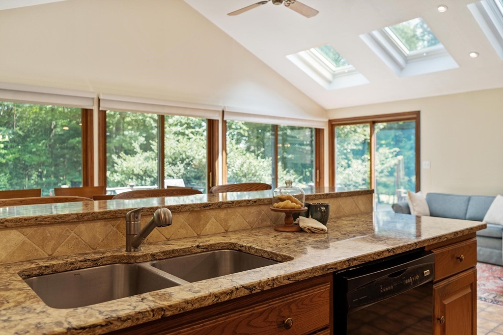 105 Slough Road Harvard, MA 01451 - Photo 17 of 38