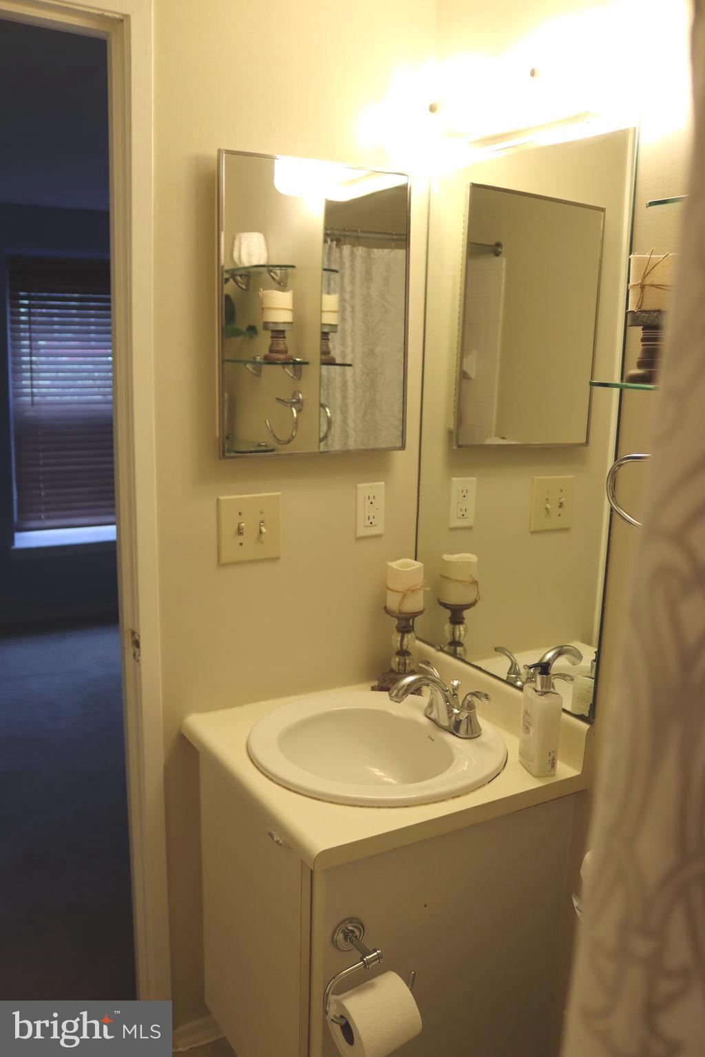 14626 Sandy Ridge Road Silver Spring, MD 20905 - Photo 30 of 69 Gallery Image 30