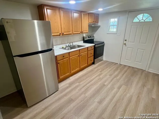 $850 | 8325 Farm To Market Road 327, Unit 5, Elmendorf, TX 78112