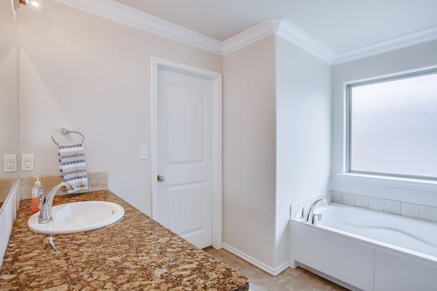 7428 103rd Street Lubbock, TX 79424 - Photo 11 of 18 Photo 11