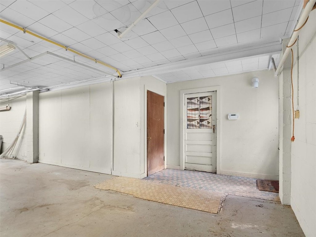 1096 Filkins Road Arcadia, NY 14513 - Photo 6 of 43