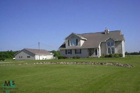 6776 Big Hand Road St. Clair, MI 48079 - Photo 1 of 6 774561.JPG