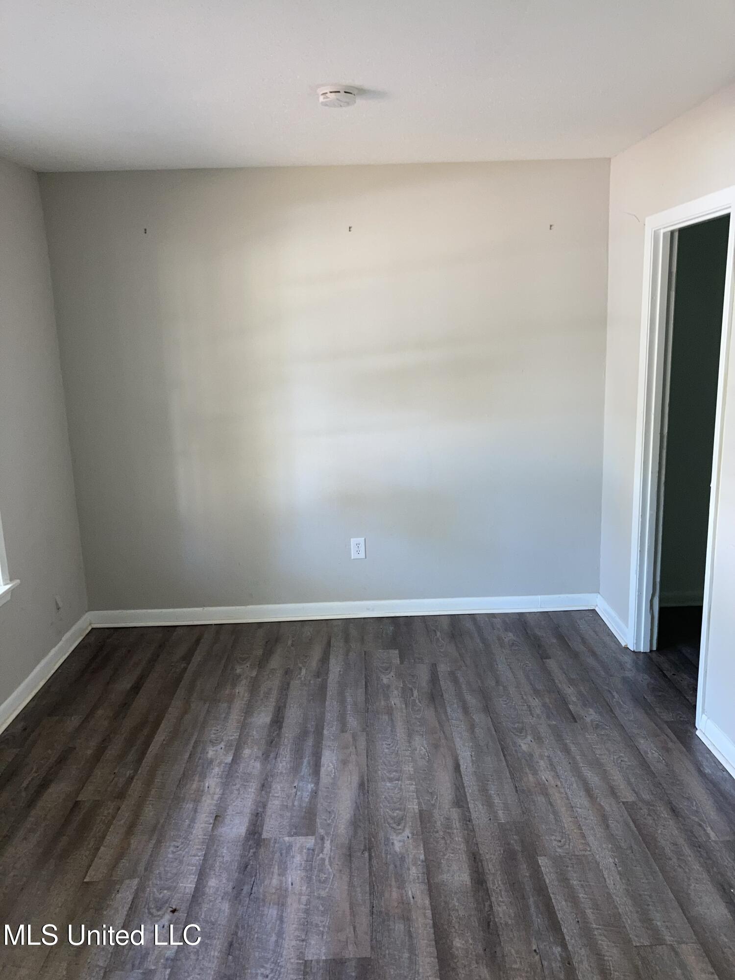 983 Branch Street Jackson, MS 39212 - Photo 11 of 16 HVLZ0732