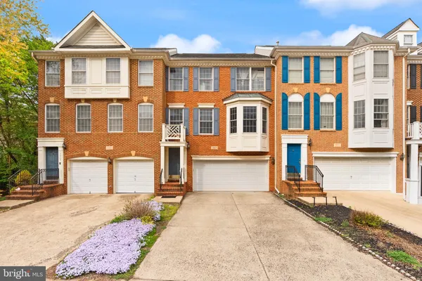 $3,900 | 12922 Starters Lane, Fairfax, VA 22033