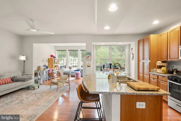 $3,900 | 12922 Starters Lane, Fairfax, VA 22033