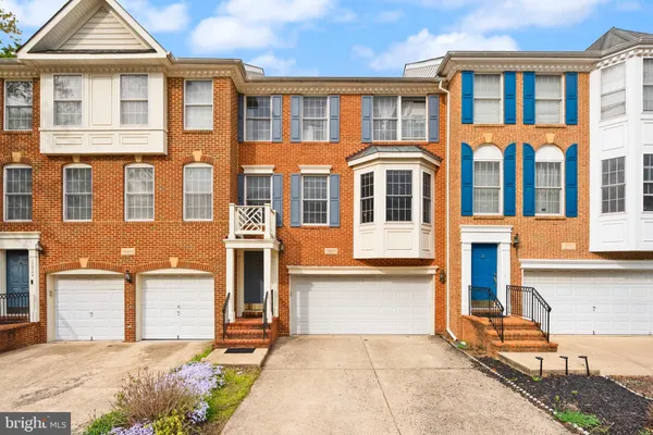 $3,900 | 12922 Starters Lane, Fairfax, VA 22033