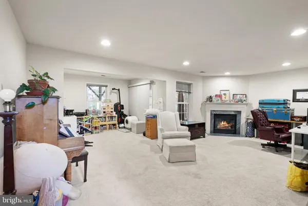 $3,900 | 12922 Starters Lane, Fairfax, VA 22033