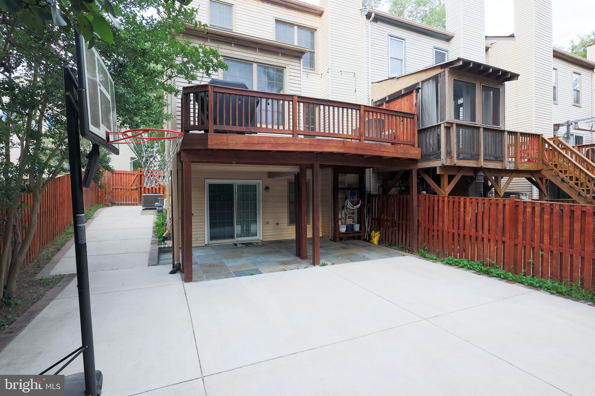 6417 English Ivy Way Springfield, VA 22152 - Photo 40 of 46