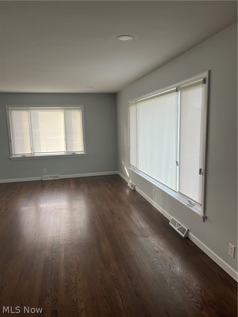 1747 Pleasant Valley Road Northeast New Philadelphia, OH 44663 - Photo 9 of 27