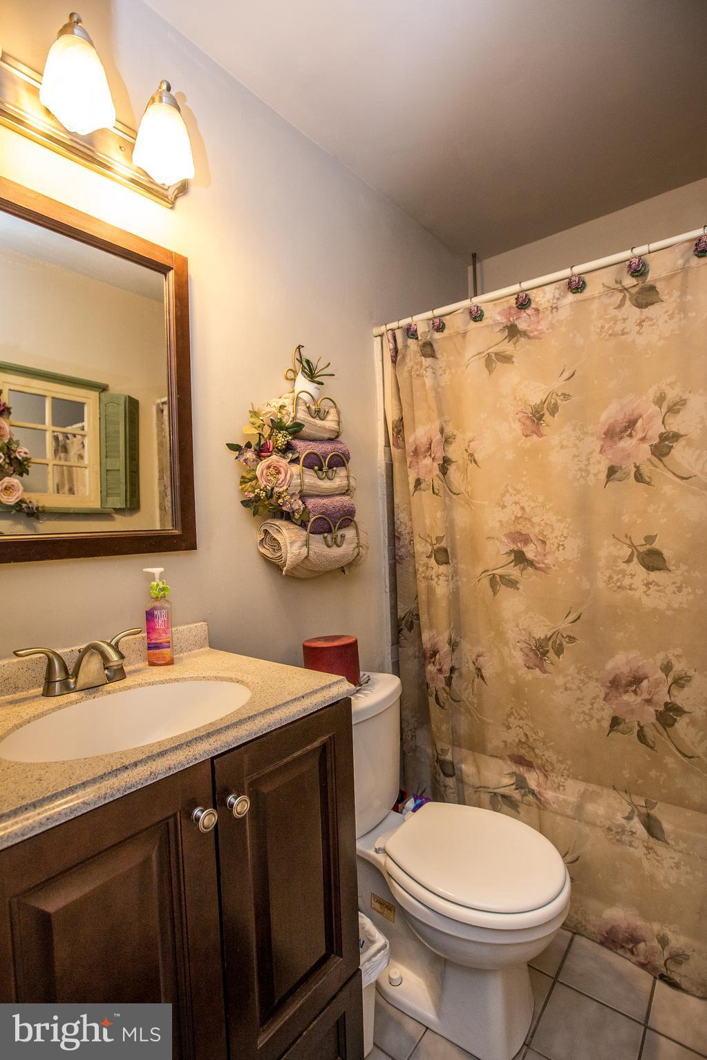 1626 Searles Road Baltimore, MD 21222 - Photo 13 of 25 Bath