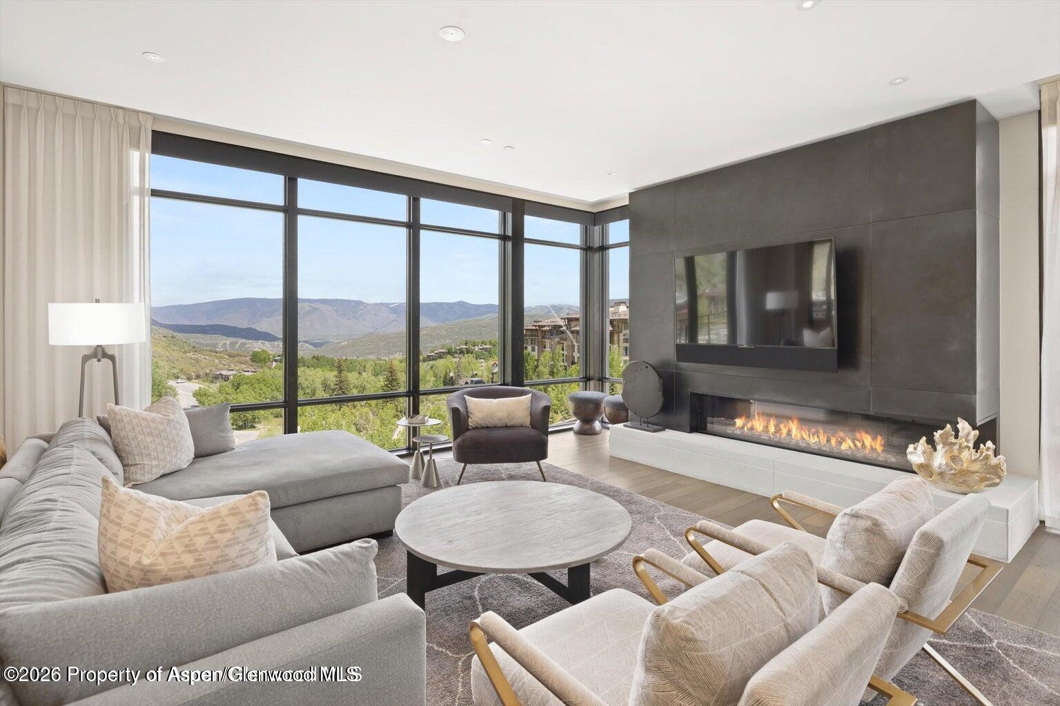 77 Wood Road, Unit 50709 Snowmass Village, CO 81615 - Photo 11 of 41 20250529194727594704000000-o