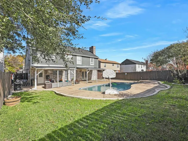 $340,000 | 2322 Snowdon Drive, Arlington, TX 76018