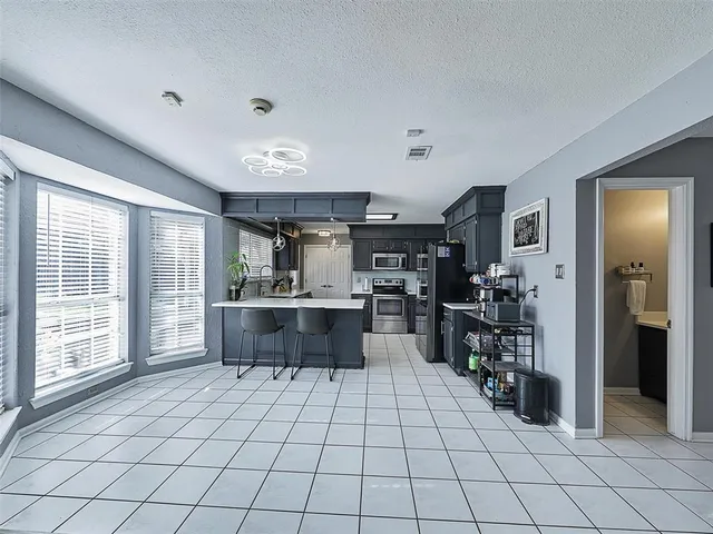 $340,000 | 2322 Snowdon Drive, Arlington, TX 76018