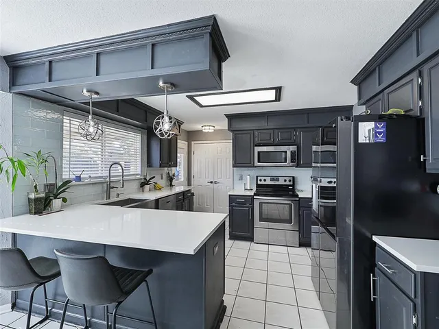 $340,000 | 2322 Snowdon Drive, Arlington, TX 76018