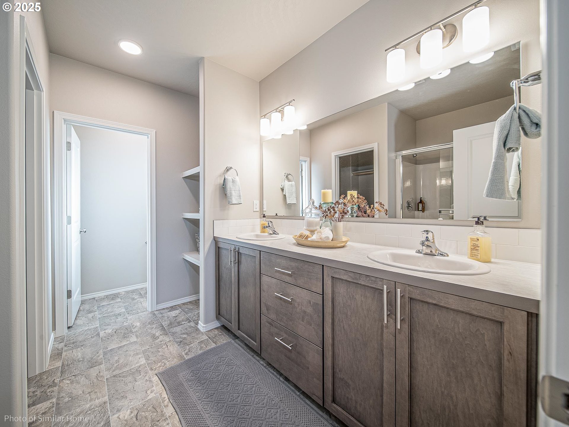 5112 Cedar View Drive Springfield, OR 97478 - Photo 6 of 7 Gallery Image 6