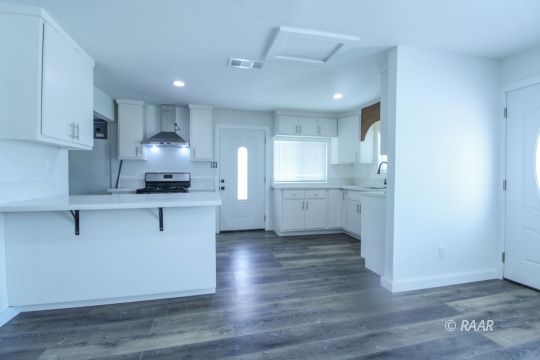 413 West Haloid Avenue Ridgecrest, CA 93555 - Photo 11 of 26