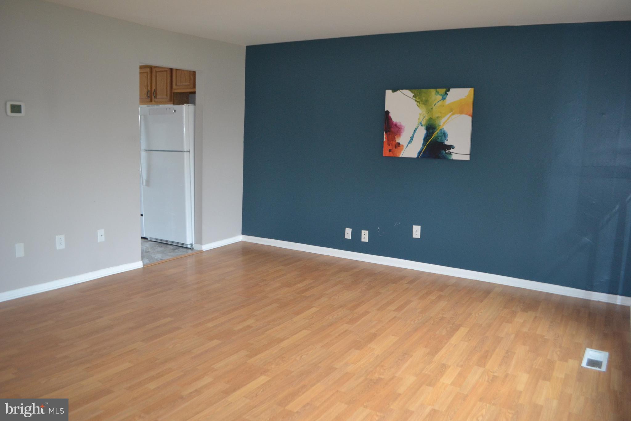 210 Whitherspoon Lane Newark, DE 19713 - Photo 3 of 19 Beautiful Flooring