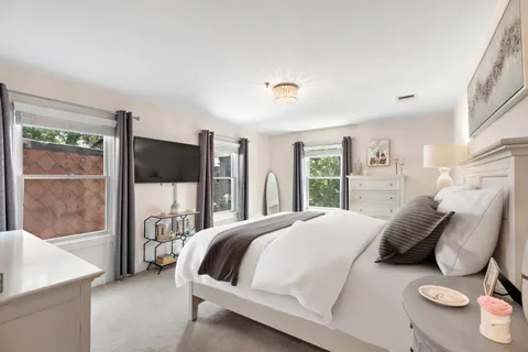 $699,999 | 137 20th Street, Unit B, Union City, NJ 07087