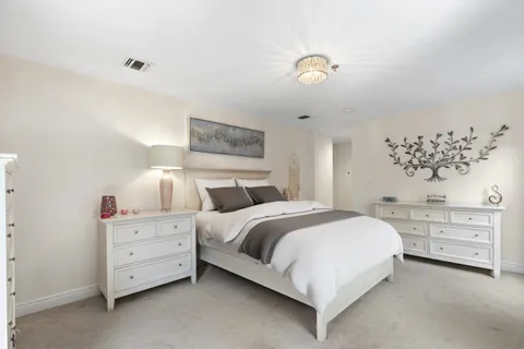 $699,999 | 137 20th Street, Unit B, Union City, NJ 07087