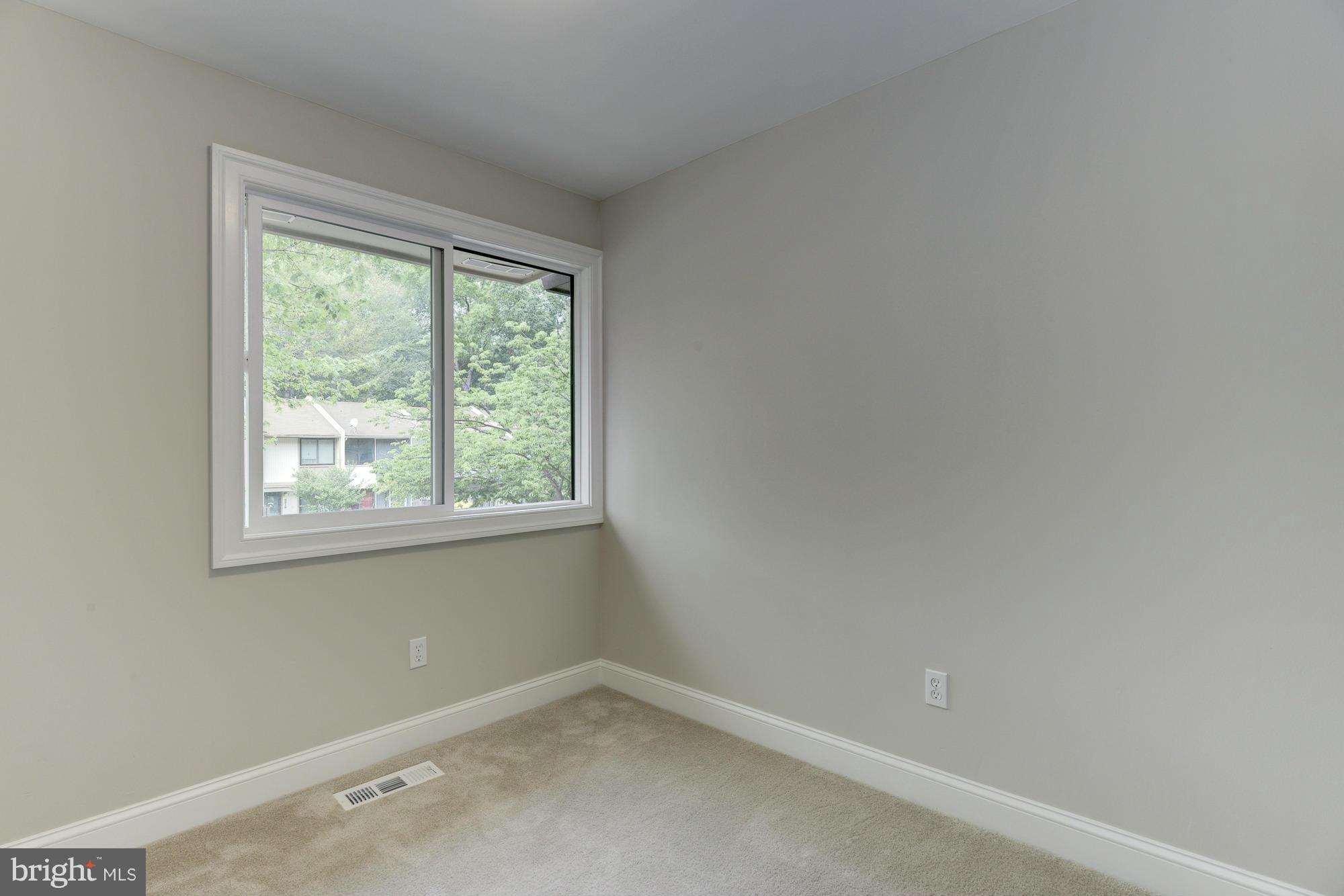 2237 Cartwright Place Reston, VA 20191 - Photo 18 of 25 3rd bedroom with 5 foot closet, large window