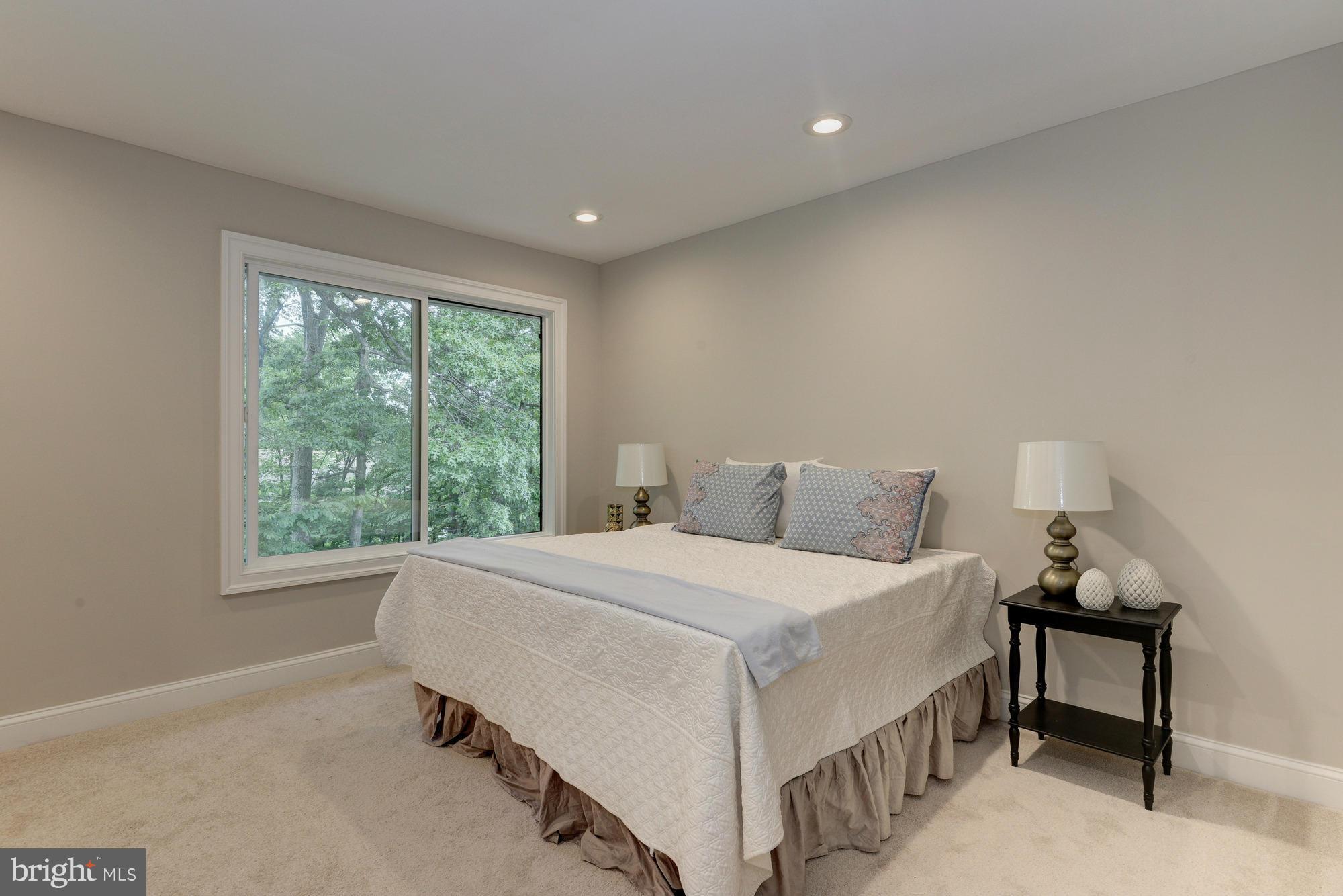 2237 Cartwright Place Reston, VA 20191 - Photo 10 of 25 Whole floor master bedroom retreat!