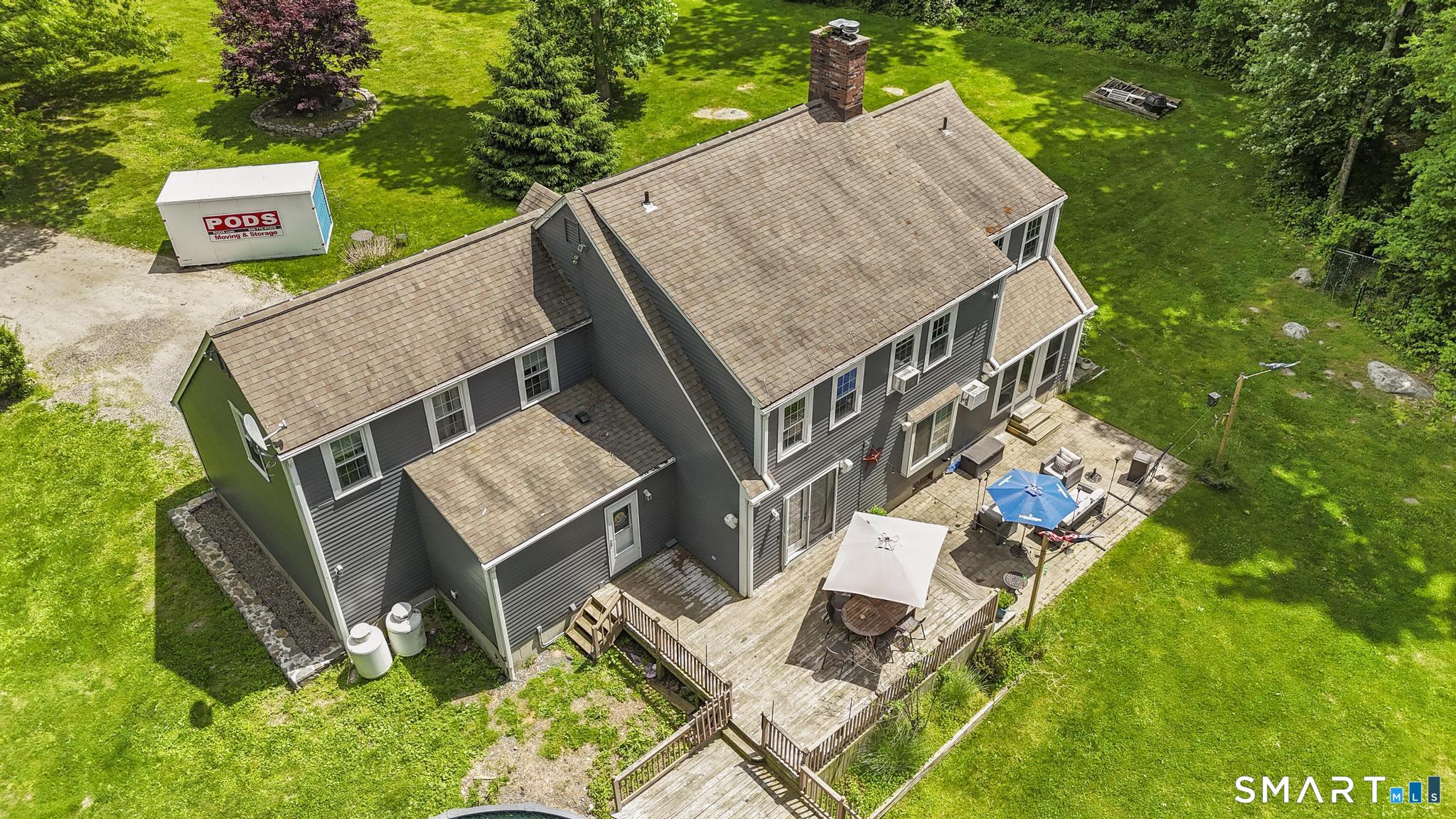 14 North Branch Road Newtown, CT 06470 - Photo 7 of 40