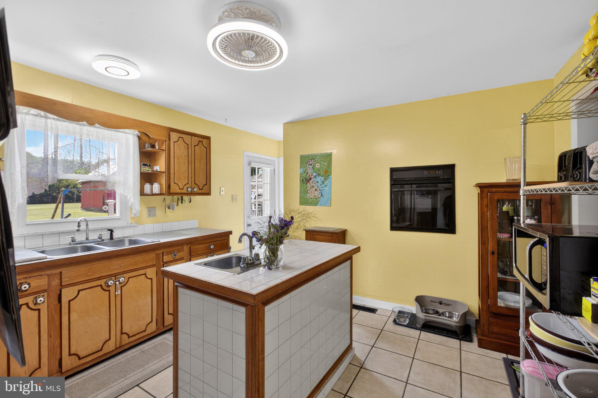 310 Dogtown Road Townsend, DE 19734 - Photo 12 of 43 Sunny kitchen with charming details.