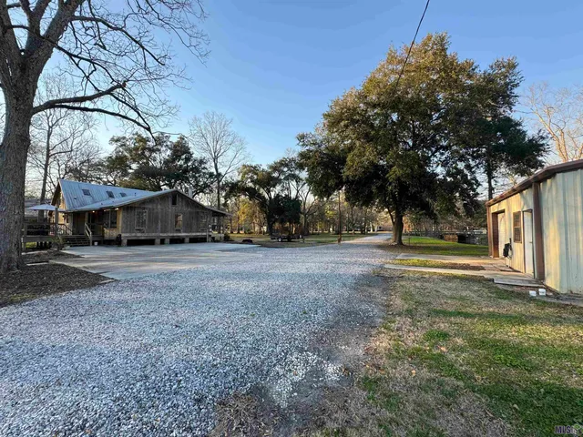 $439,000 | 7490 Bayou Paul Road, St. Gabriel, LA 70776
