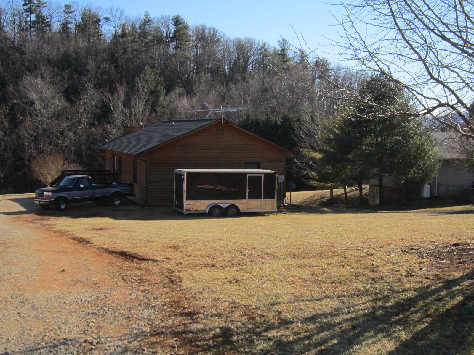 5305 Bethlehem Road Boones Mill, VA 24065 - Photo 4 of 14 Yard