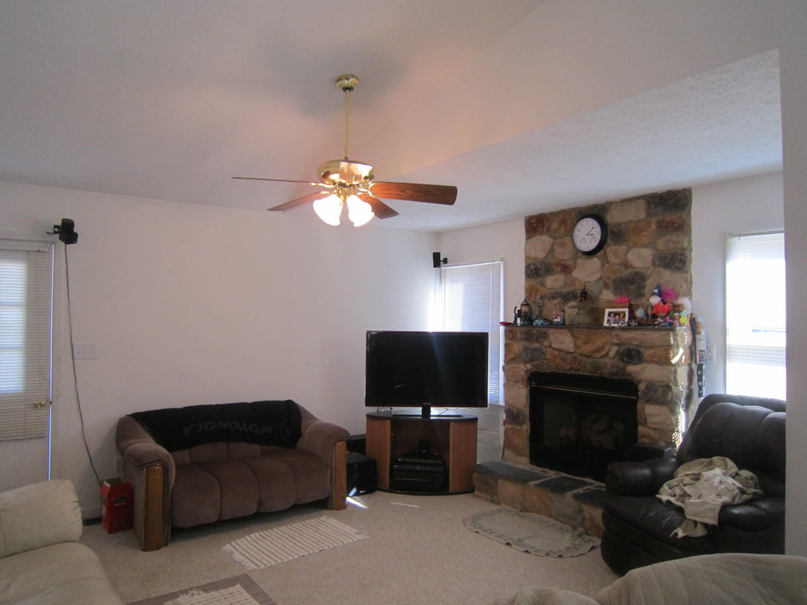 5305 Bethlehem Road Boones Mill, VA 24065 - Photo 6 of 14 Great Room