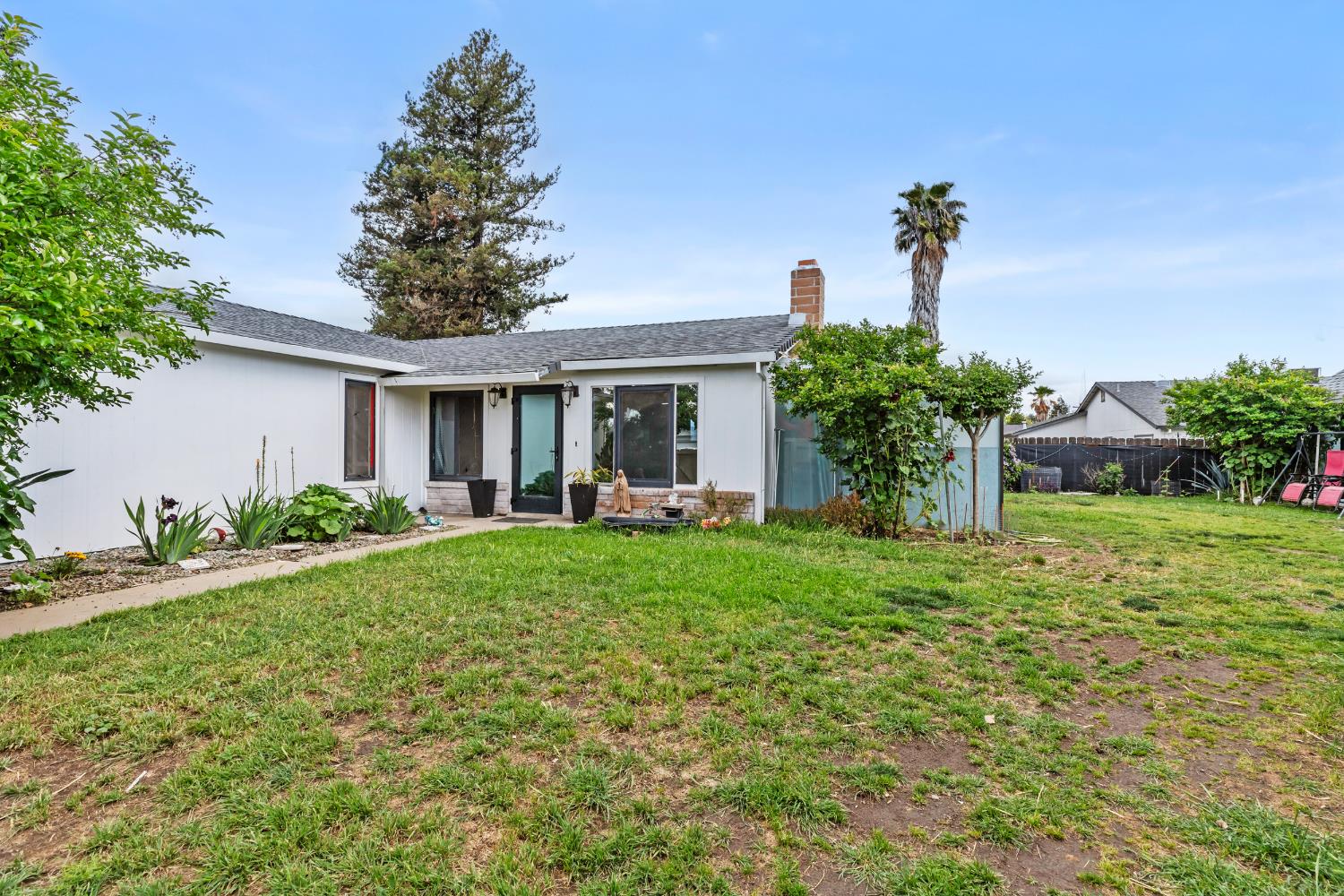 920 Hysell Court Ripon, CA 95366 - Photo 3 of 27