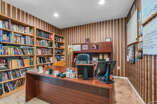 $1,395,000 | 18 Wetherill Drive, Millstone Township, NJ 08510