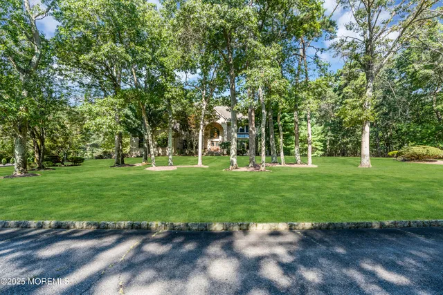 $1,395,000 | 18 Wetherill Drive, Millstone Township, NJ 08510